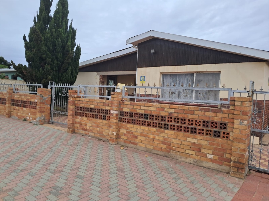 3 Bedroom Property for Sale in New Brighton Eastern Cape